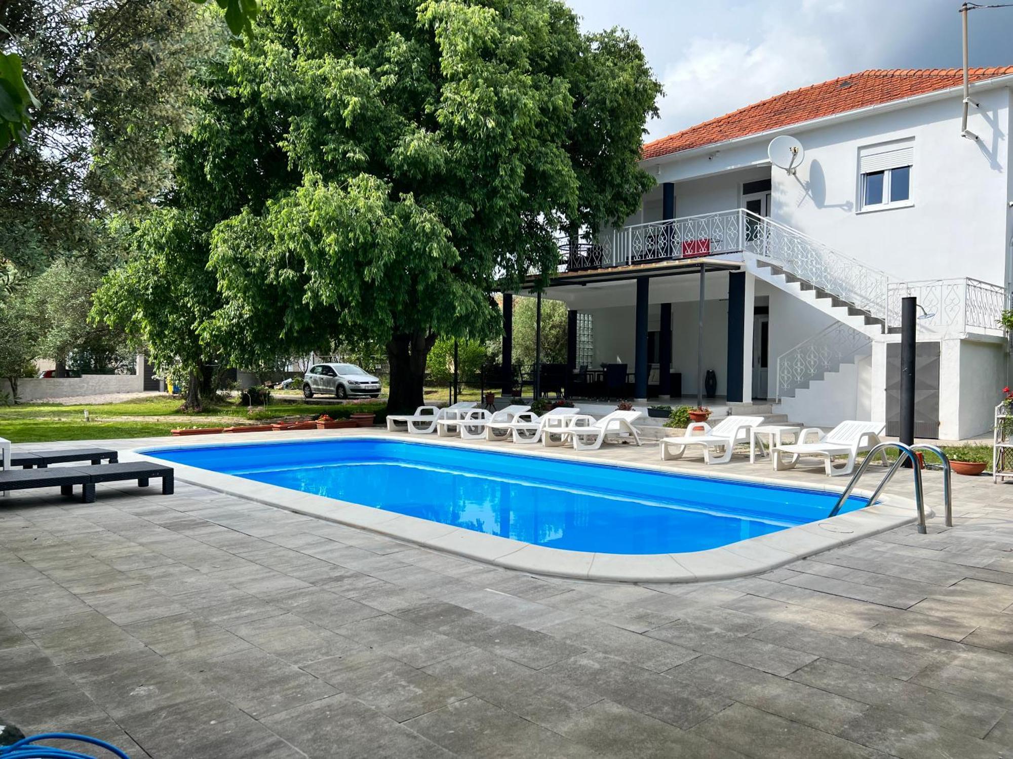 Apartments Mia Бибинє Екстер'єр фото