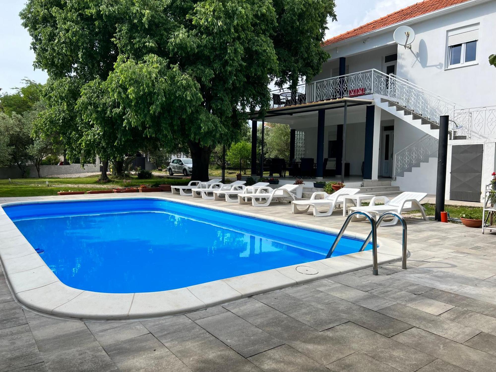 Apartments Mia Бибинє Екстер'єр фото