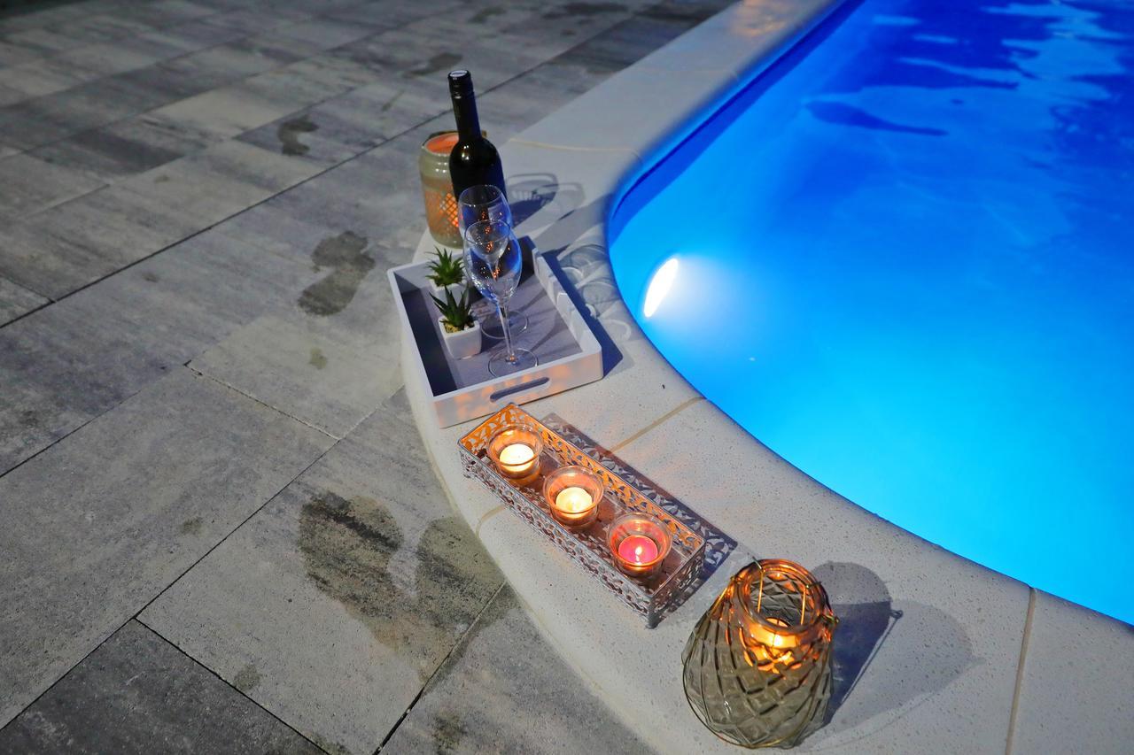 Apartments Mia Бибинє Екстер'єр фото